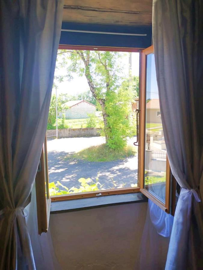 Les Verges Gites Exideuil-sur-Vienne Exteriér fotografie