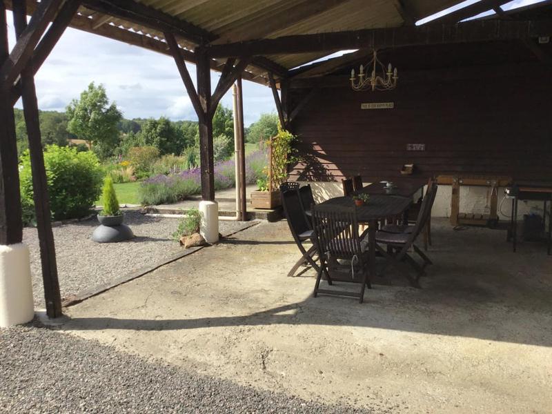 Les Verges Gites Exideuil-sur-Vienne Exteriér fotografie